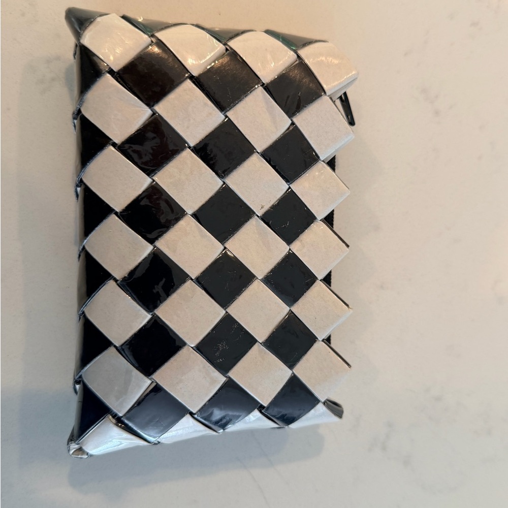 Nahui Ollin Black and White Woven Key & Card Holder